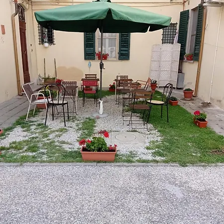Toscana Bed and Breakfast *