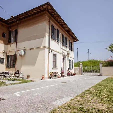 ベッド・アンド・ブレックファスト Toscana ピサ